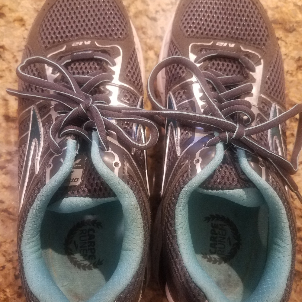 Brooks shoes